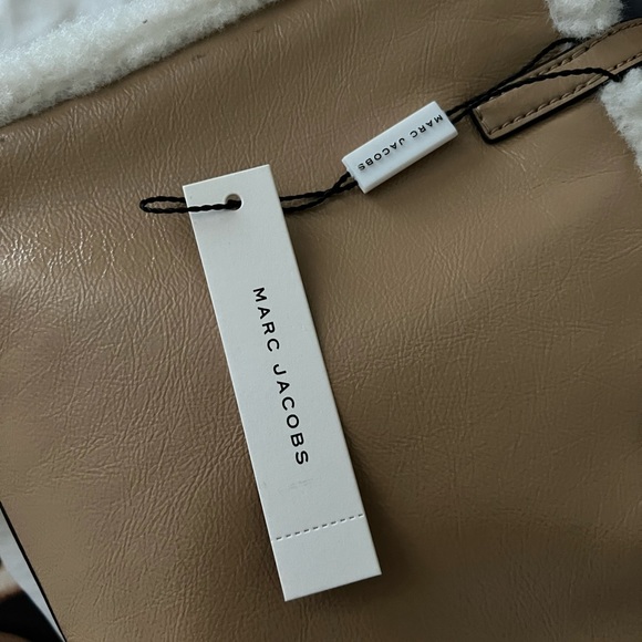 Marc Jacobs Faux fur trim mini tote NWT retail $425 - Picture 5 of 7